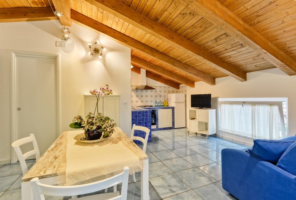 Casa Vacanze Villa Liotta Agropoli Δωμάτιο φωτογραφία